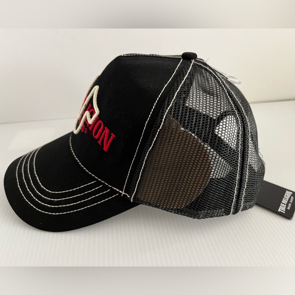 True Religion 5 Panel 3D Embroidered Logo Outline hat - Picture 3 of 10